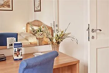 Chiaro Di Luna Hotel